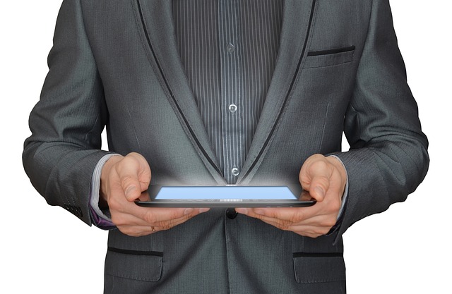 Exploring Copy and Social Trading Features Provided by Forex Brokers